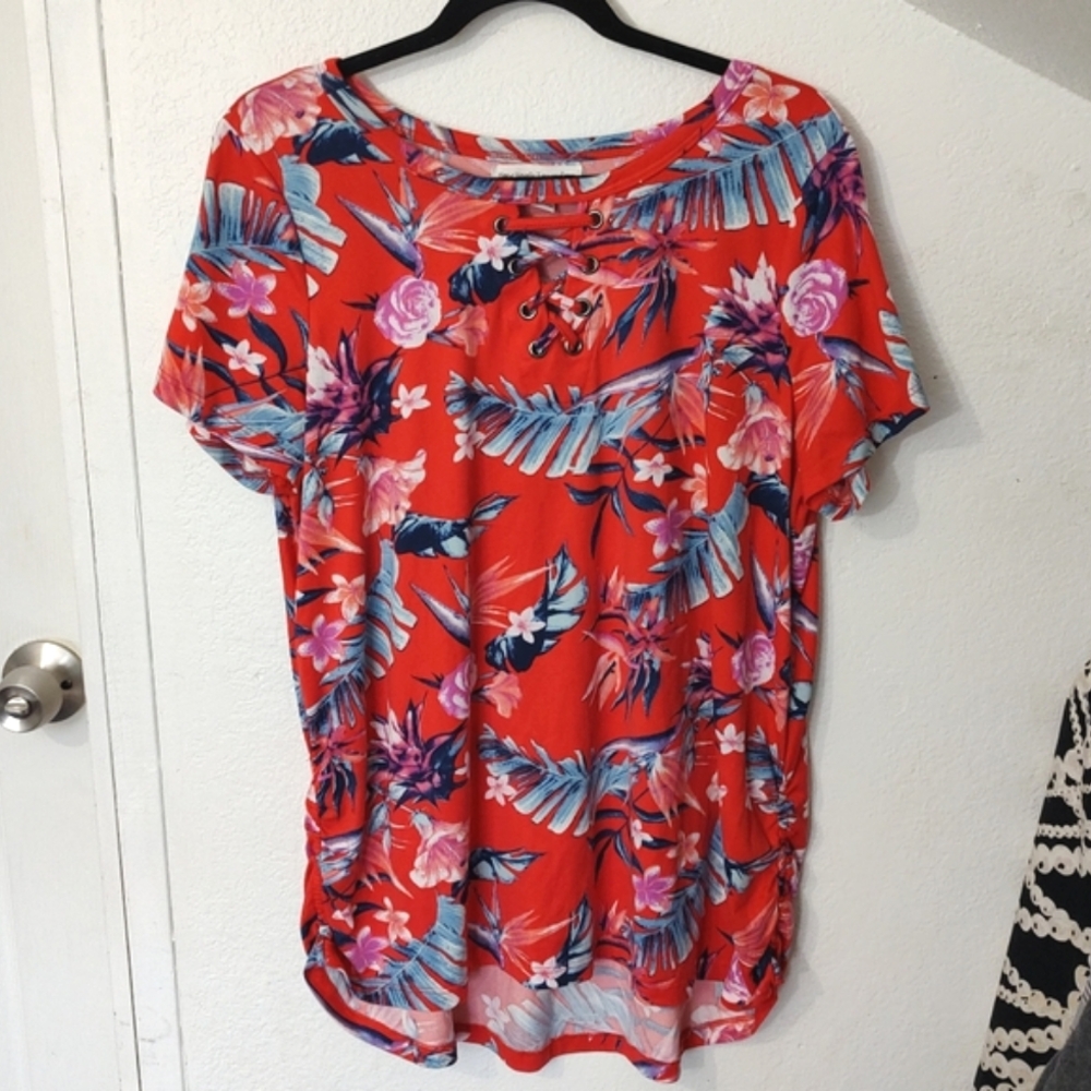 Tropical Floral Women's Top with Criss Cross Neckline Size XL